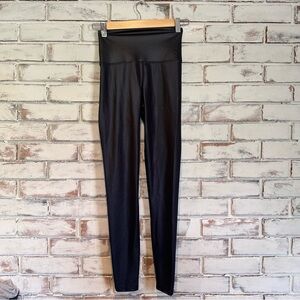 Beach Riot Sport black shiny leggings size XS